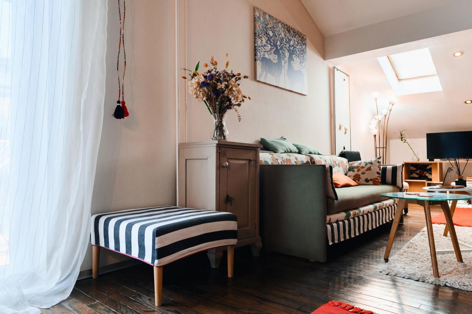 Apartamento Family Penthouse Old Town Heart Renovated Belgrado Exterior foto
